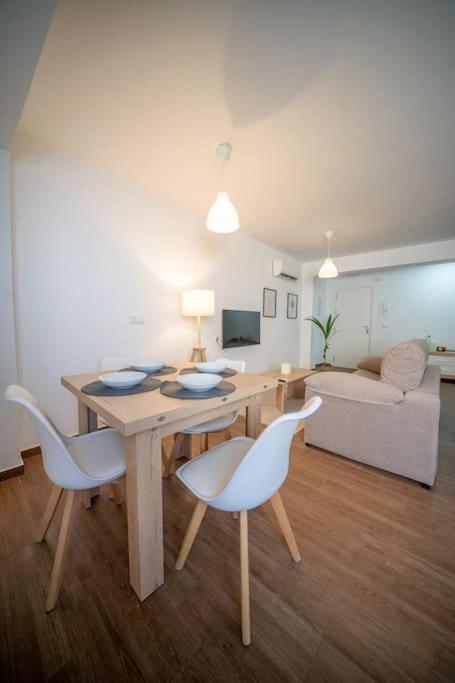 California Apartament Duenas Sevilla Dış mekan fotoğraf