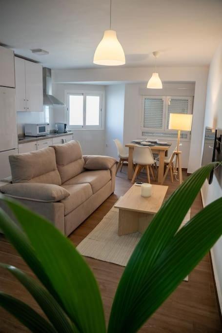 California Apartament Duenas Sevilla Dış mekan fotoğraf