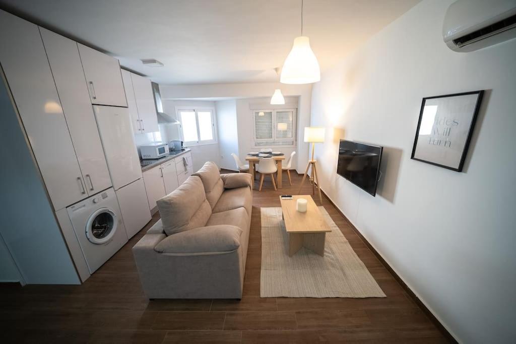 California Apartament Duenas Sevilla Dış mekan fotoğraf